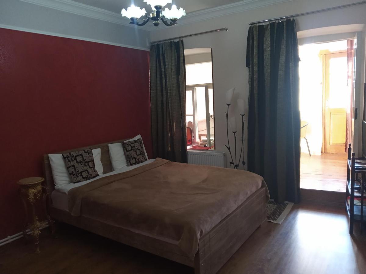 Apartment In The Heart Of Old Tiflis Dış mekan fotoğraf